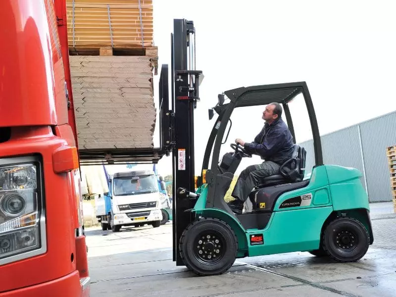 alquiler venta y renting de carretillas elevadoras en málaga